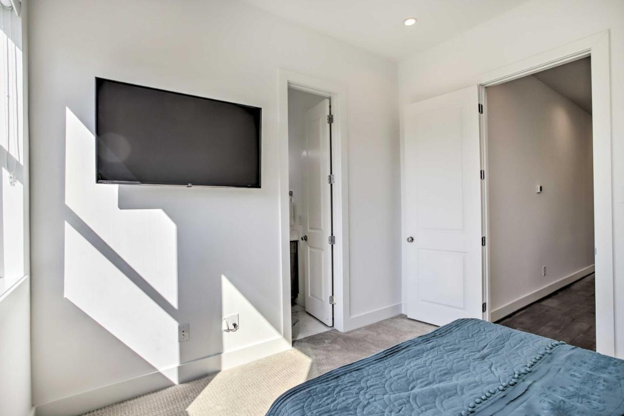 Newly-Built Luxury Galleria Area Townhome! Хюстън Екстериор снимка